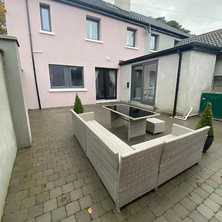 Gleanntan House - Beautiful Town House With Free Parking *