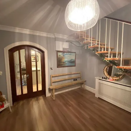 Semesterbostad Gleanntan House - Beautiful Family Town House