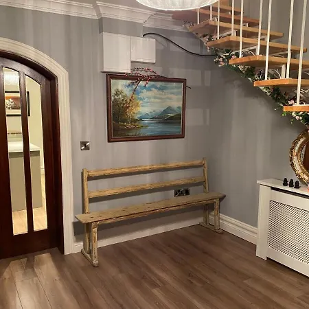 Holiday home Gleanntan House - Beautiful Family Town House *