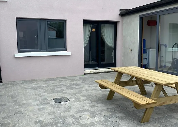 Gleanntan House - Beautiful Town House With Free Parking Feriehus *