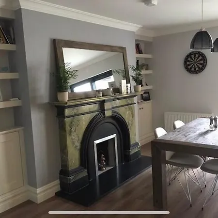 Gleanntan House - Beautiful Town House With Free Parking Semesterbostad Cill Airne