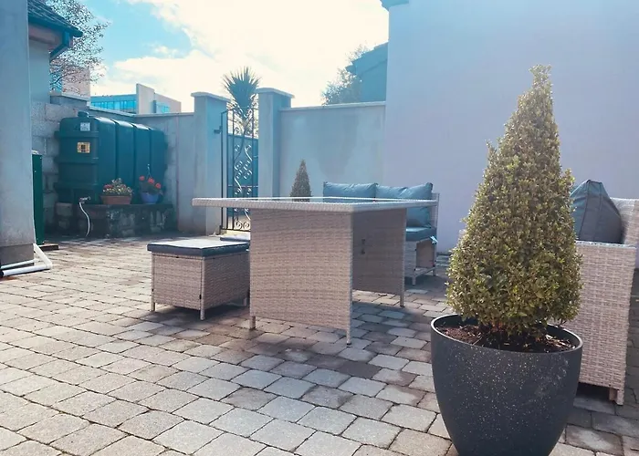 Hébergement de vacances Gleanntan House - Beautiful Town House With Free Parking *